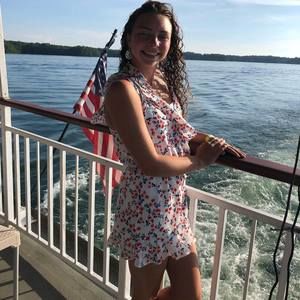 Meet your Posher, Erica